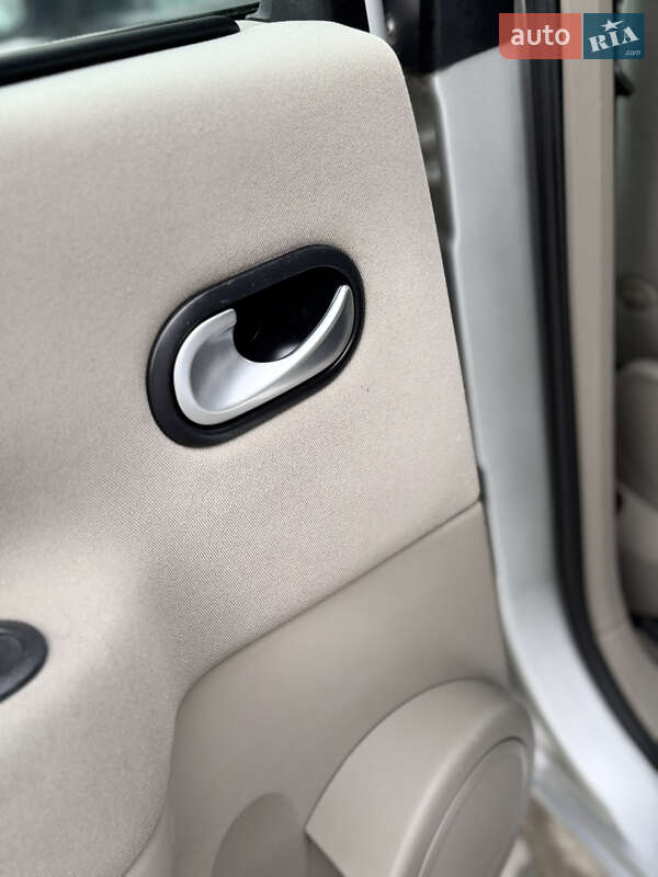 Минивэн Renault Scenic 2005 в Дрогобыче фото 56 Минивэн Renault Scenic 2005 в Дрогобыче