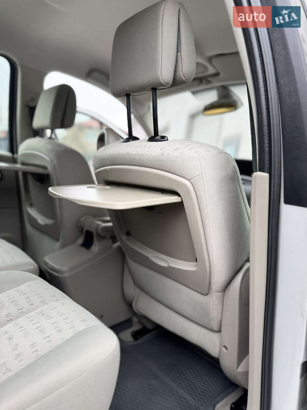 Минивэн Renault Scenic 2005 в Дрогобыче фото 70 Минивэн Renault Scenic 2005 в Дрогобыче