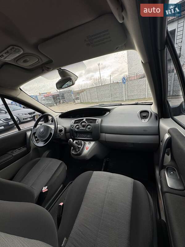 Минивэн Renault Scenic 2003 в Каменке