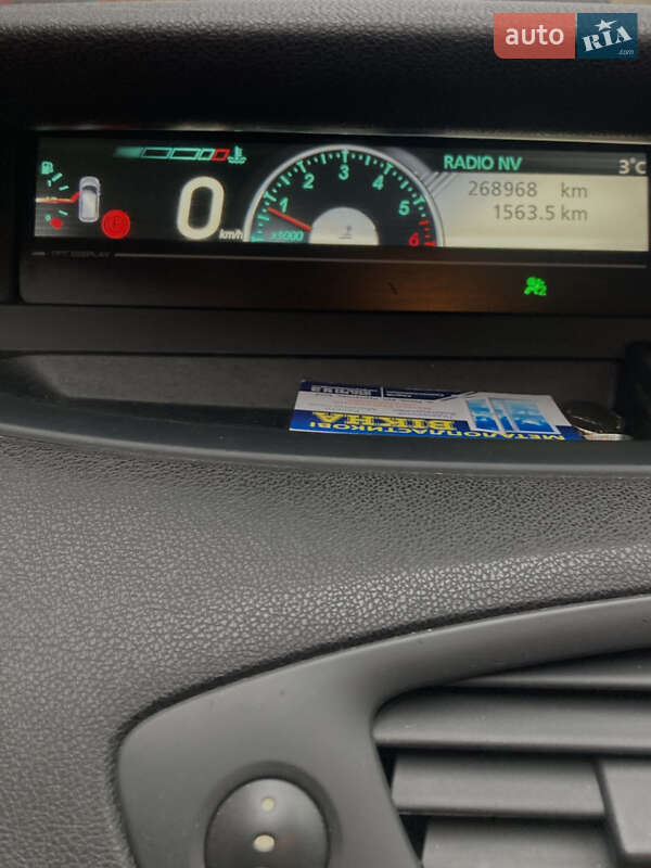 Мінівен Renault Scenic 2011 в Рівному