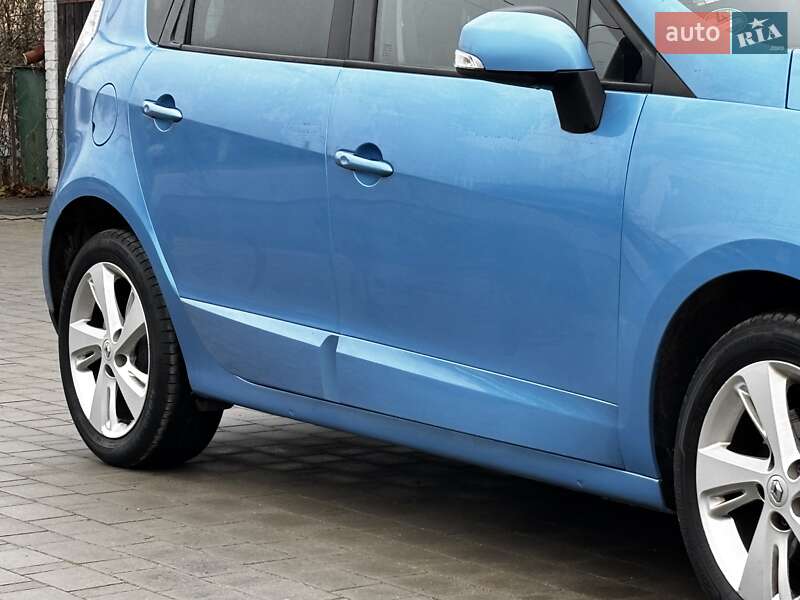 Мінівен Renault Scenic 2012 в Красилові