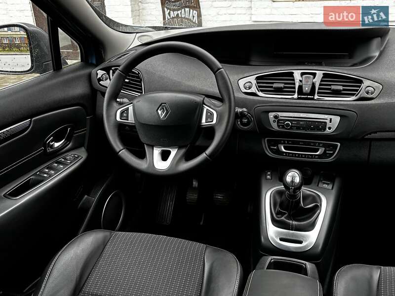 Мінівен Renault Scenic 2012 в Красилові