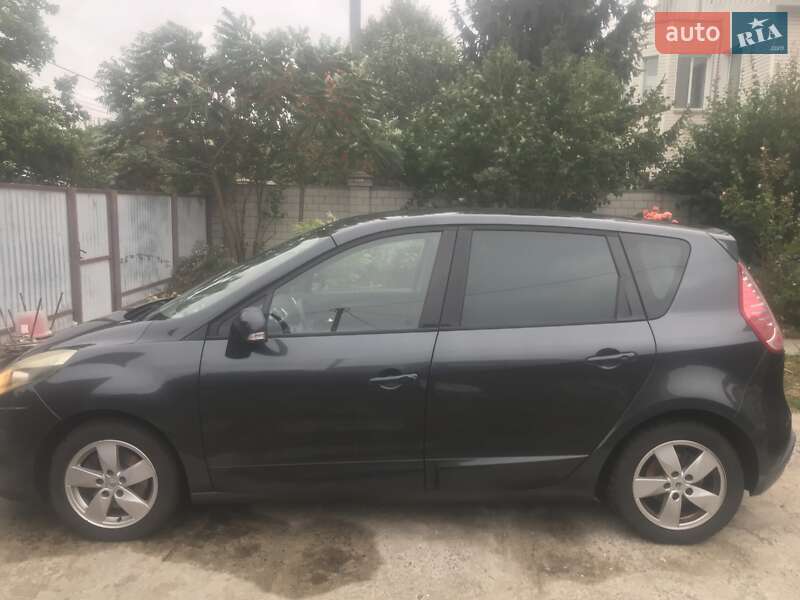 Минивэн Renault Scenic 2009 в Киеве фото 5 Минивэн Renault Scenic 2009 в Киеве