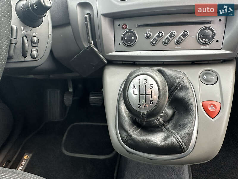 Минивэн Renault Scenic 2007 в Нежине