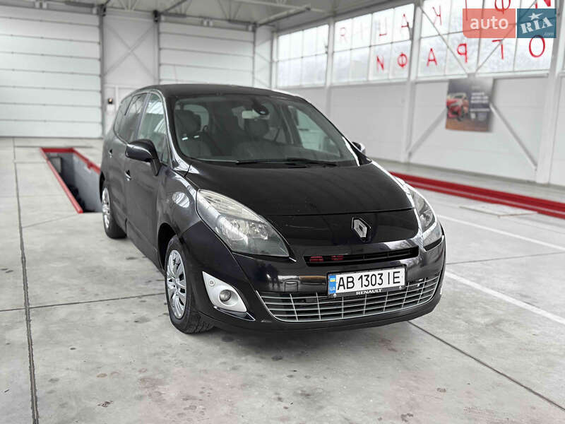 Минивэн Renault Scenic 2011 в Ильинцах
