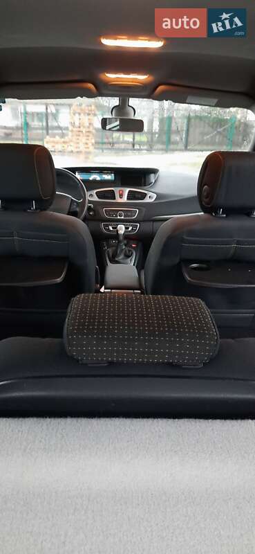 Мінівен Renault Scenic 2010 в Ківерцях