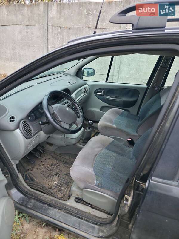 Минивэн Renault Scenic 2003 в Днепре