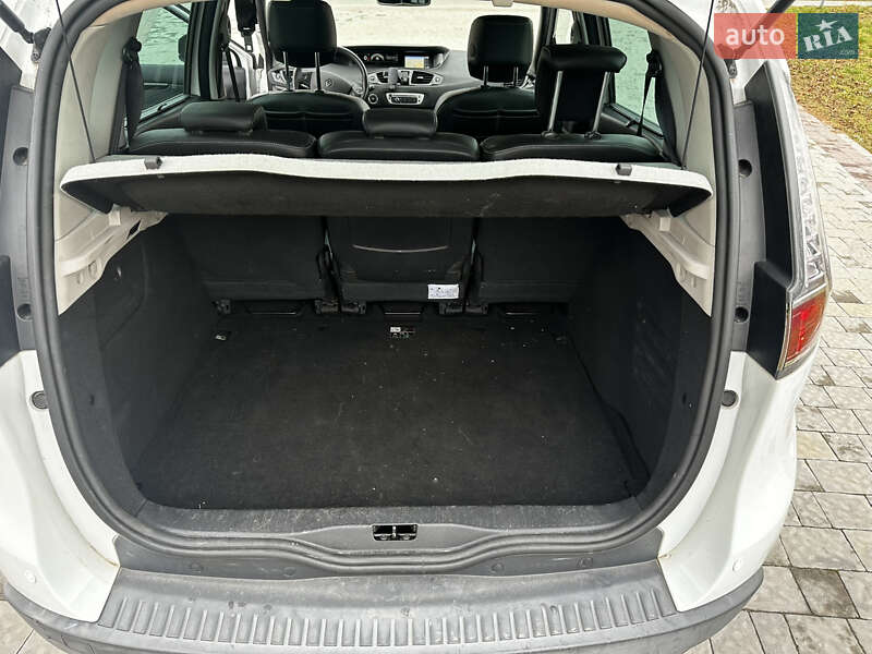 Минивэн Renault Scenic 2015 в Львове