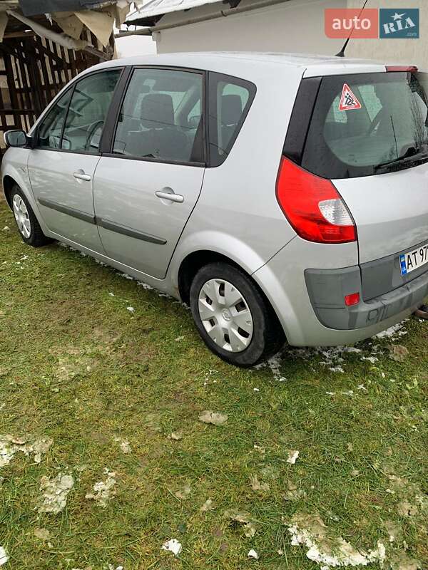 Минивэн Renault Scenic 2006 в Ивано-Франковске фото 10 Минивэн Renault Scenic 2006 в Ивано-Франковске
