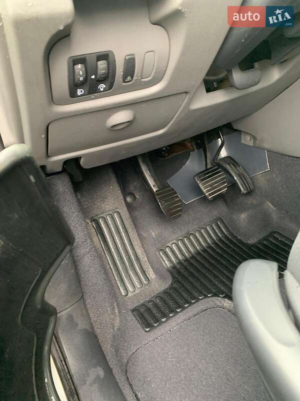 Минивэн Renault Scenic 2006 в Ивано-Франковске фото 59 Минивэн Renault Scenic 2006 в Ивано-Франковске