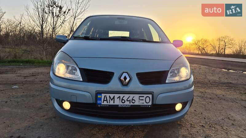 Минивэн Renault Scenic 2007 в Николаеве