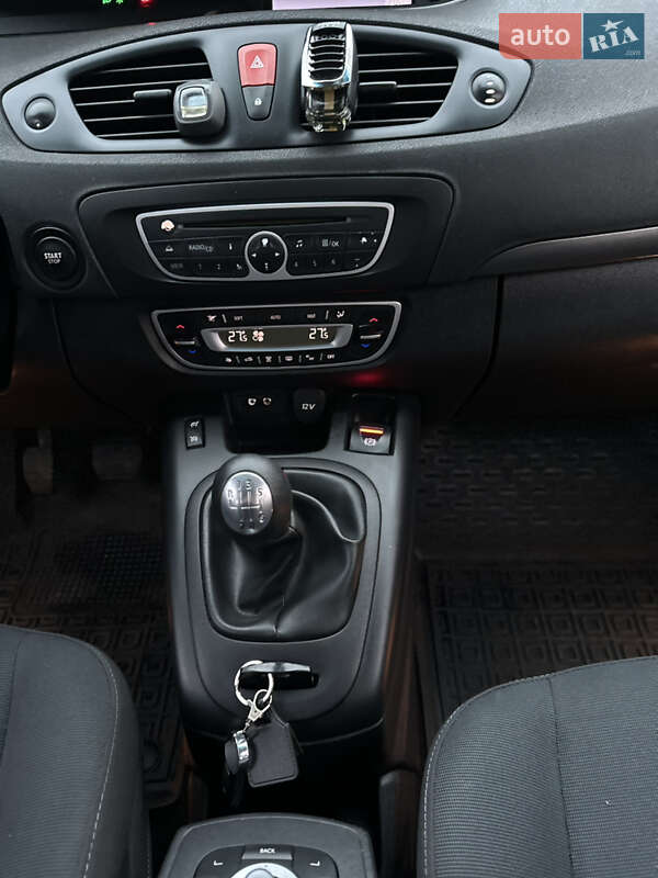 Минивэн Renault Scenic 2010 в Дубно фото 28 Минивэн Renault Scenic 2010 в Дубно