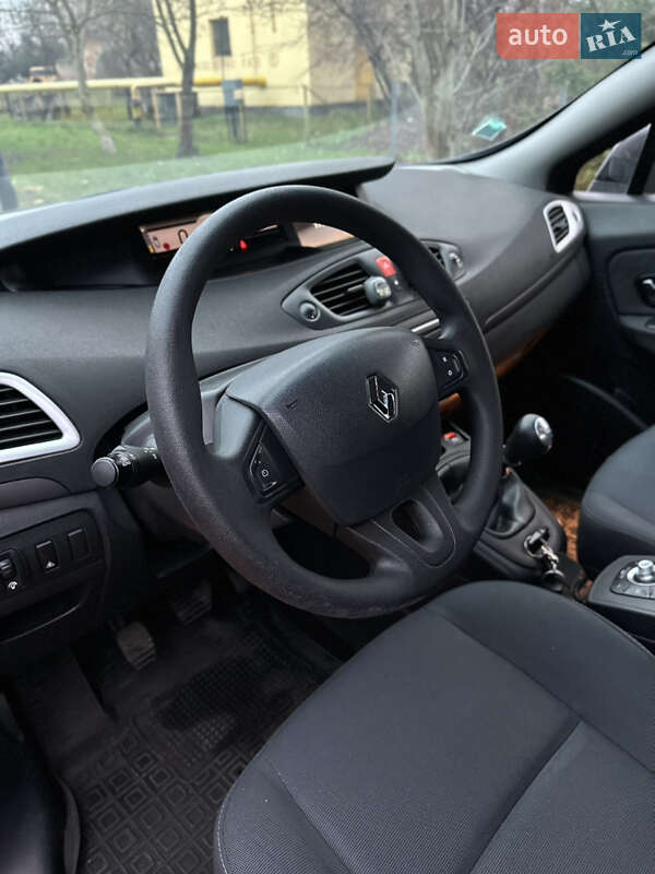 Минивэн Renault Scenic 2010 в Дубно фото 32 Минивэн Renault Scenic 2010 в Дубно