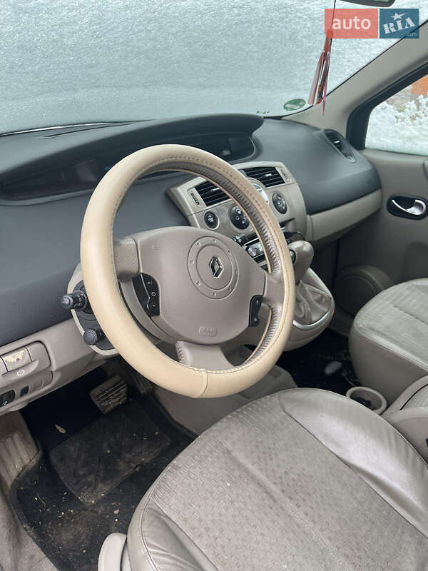 Минивэн Renault Scenic 2006 в Владимирце