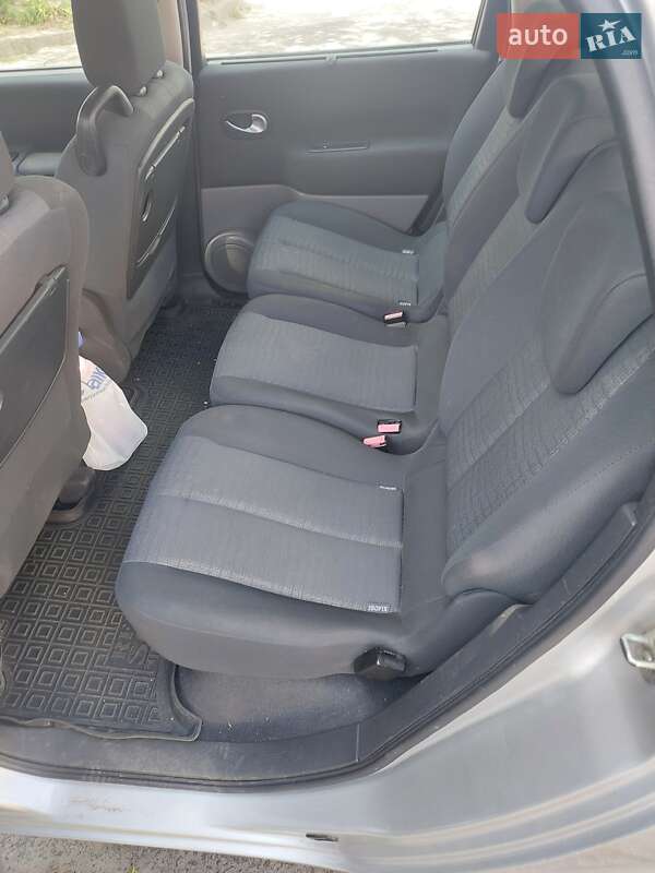 Минивэн Renault Scenic 2006 в Полтаве