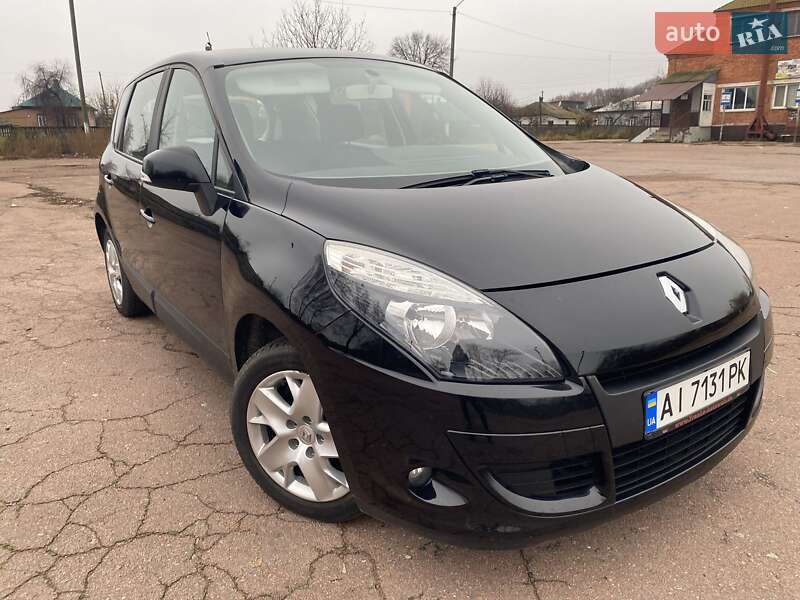 Минивэн Renault Scenic 2011 в Борзне
