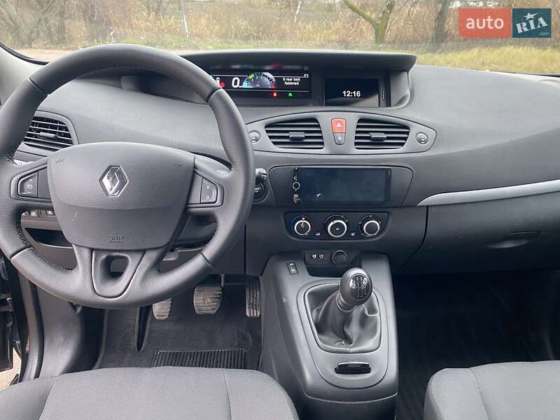 Минивэн Renault Scenic 2011 в Борзне