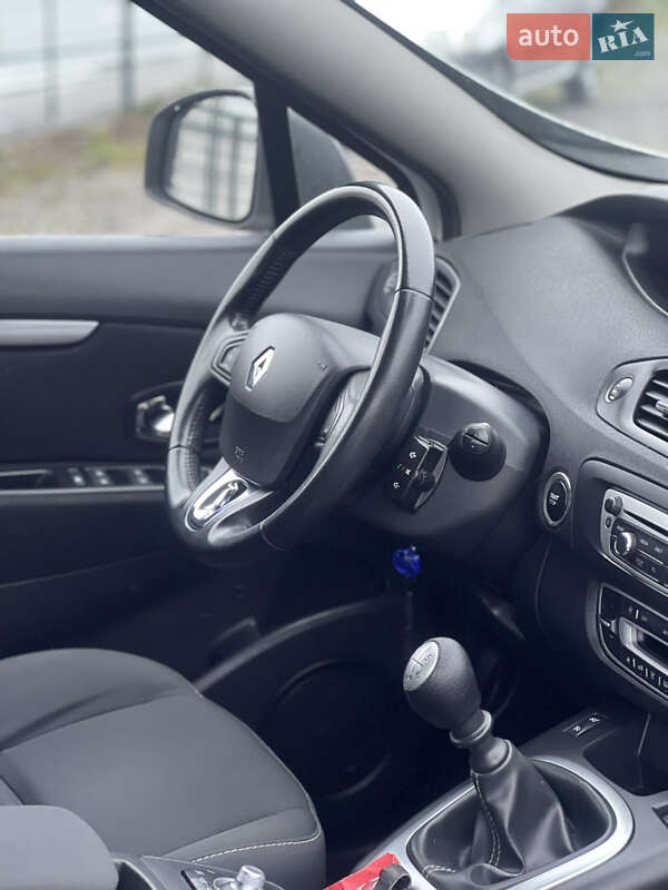 Минивэн Renault Scenic 2014 в Виннице