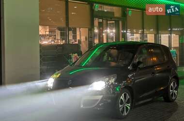 Минивэн Renault Scenic 2011 в Одессе