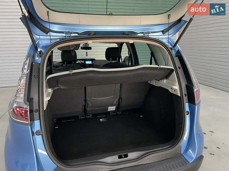 Минивэн Renault Scenic 2013 в Стрые