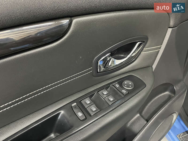 Минивэн Renault Scenic 2013 в Стрые