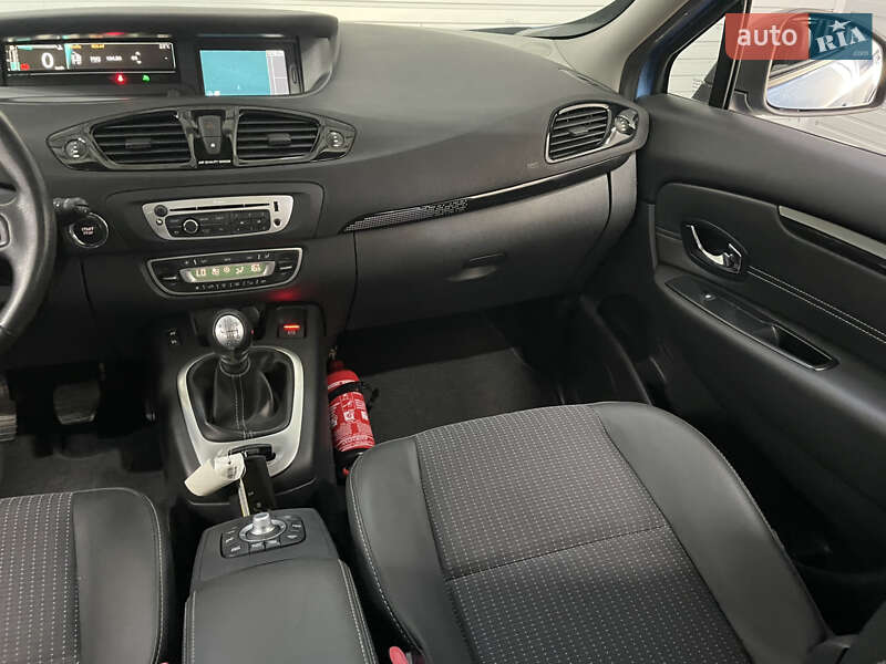 Минивэн Renault Scenic 2013 в Стрые