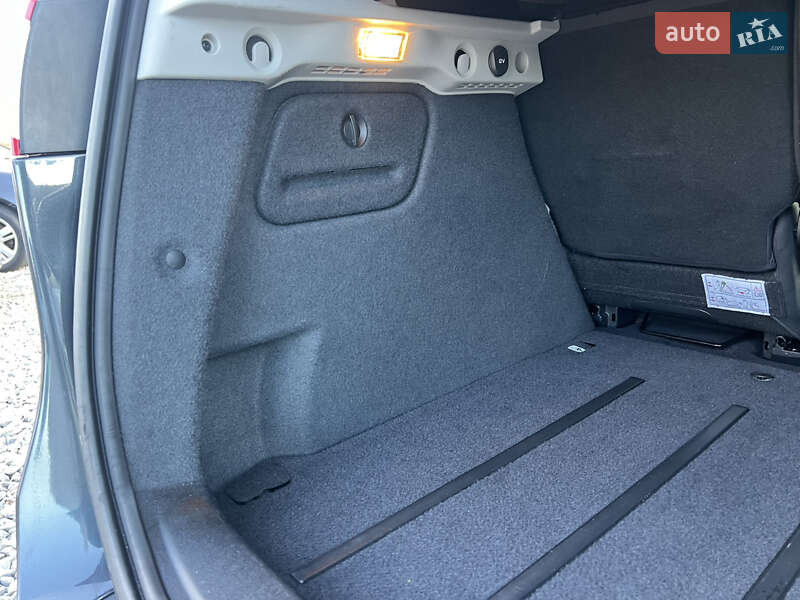 Мінівен Renault Scenic 2009 в Лубнах