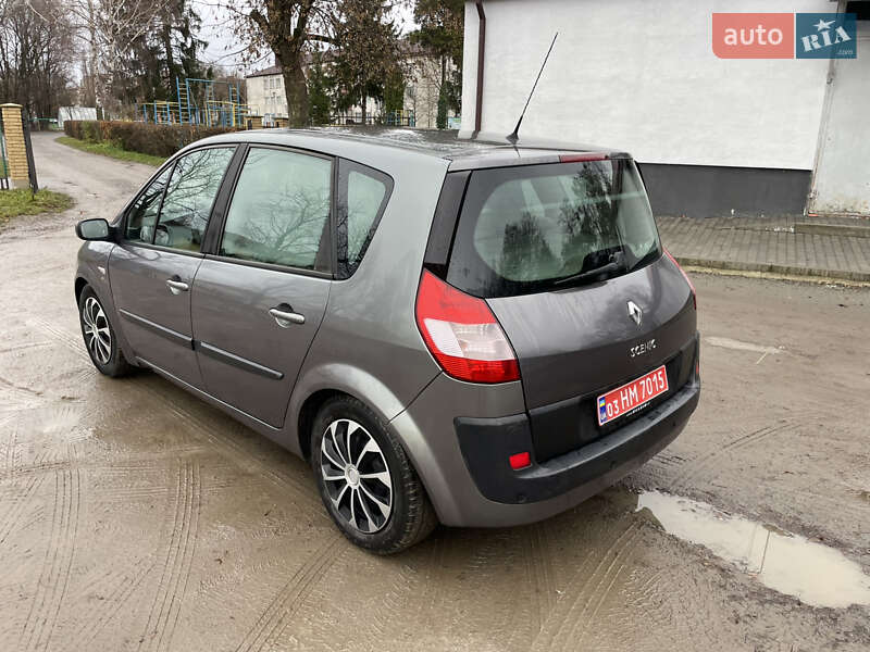 Минивэн Renault Scenic 2003 в Красилове