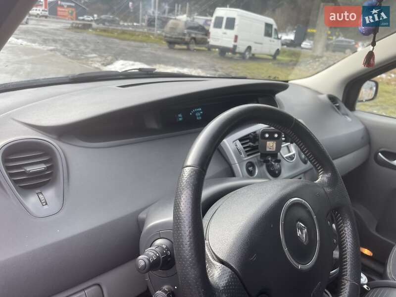 Минивэн Renault Scenic 2008 в Стрые