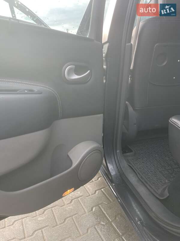 Минивэн Renault Scenic 2008 в Стрые