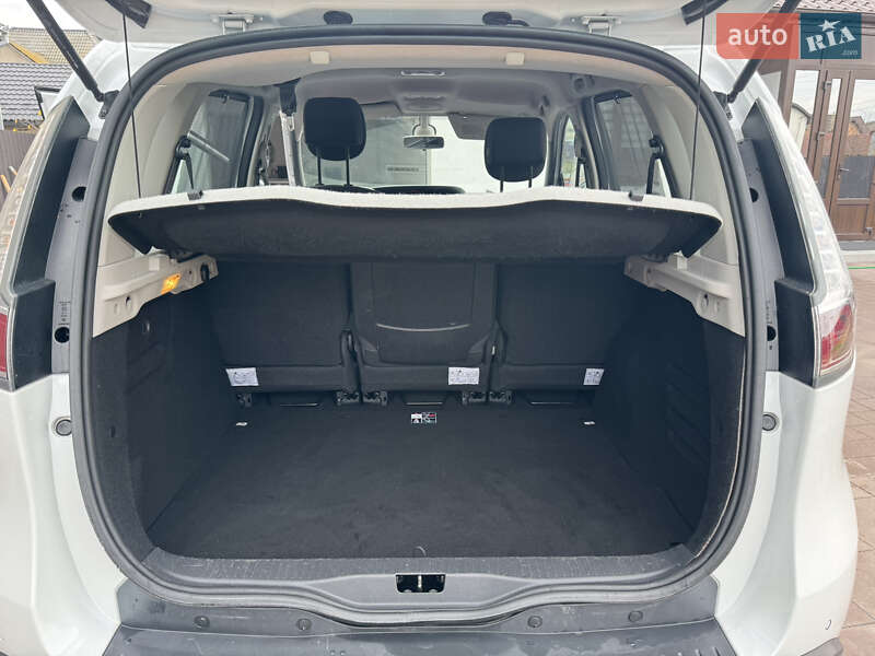 Мінівен Renault Scenic 2012 в Радивиліві