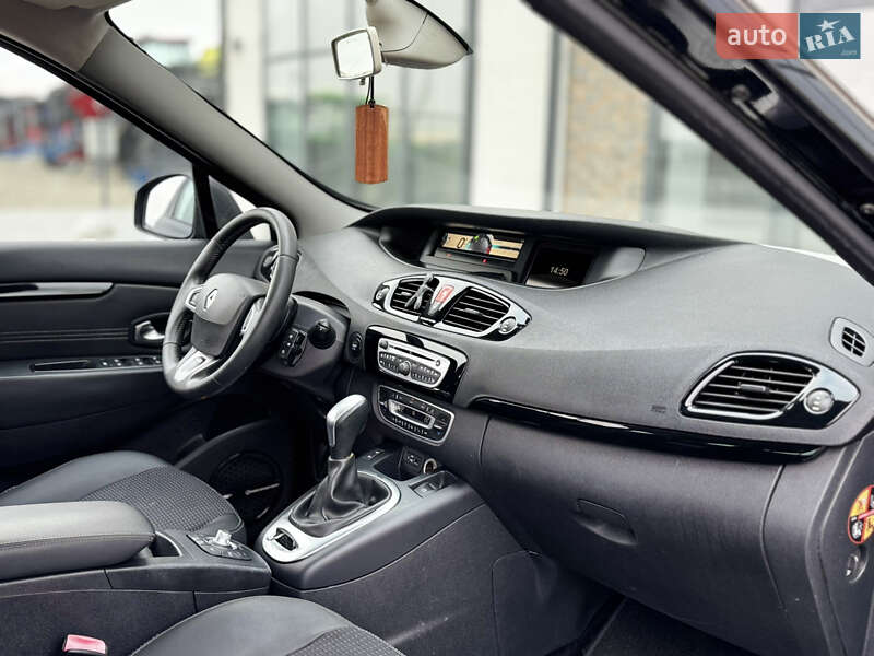 Мінівен Renault Scenic 2011 в Тернополі