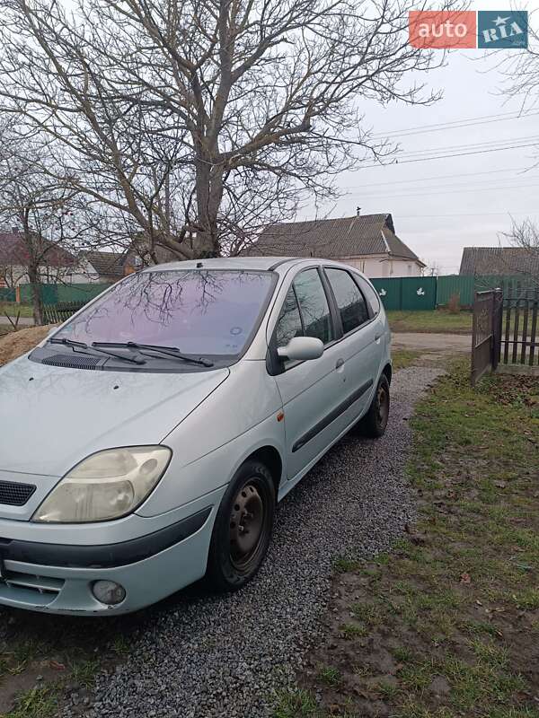 Мінівен Renault Scenic 2001 в Калинівці