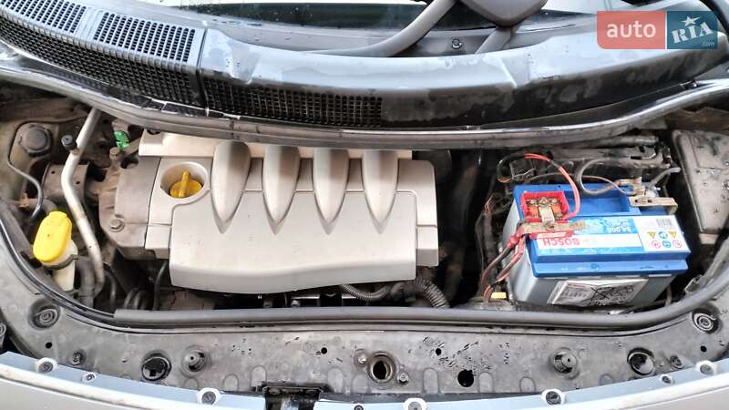 Мінівен Renault Scenic 2006 в Чернігові фото 2 Мінівен Renault Scenic 2006 в Чернігові