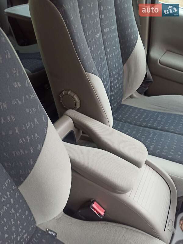 Минивэн Renault Scenic 2004 в Каменском фото 15 Минивэн Renault Scenic 2004 в Каменском