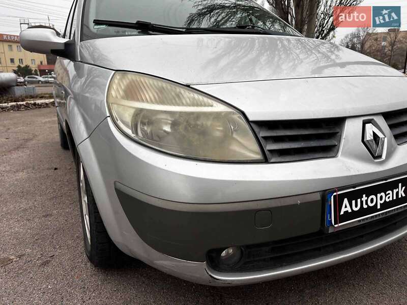 Мінівен Renault Scenic 2005 в Запоріжжі