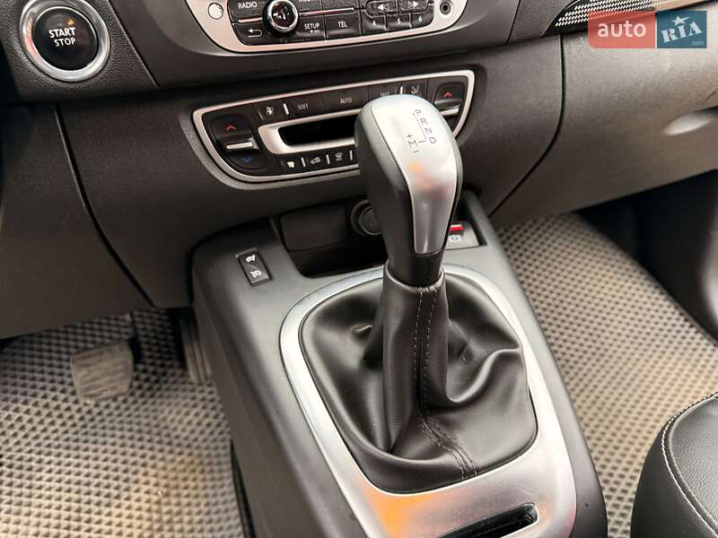 Минивэн Renault Scenic 2012 в Одессе