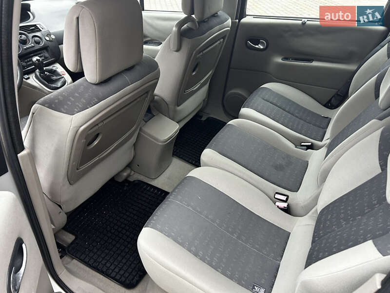 Мінівен Renault Scenic 2005 в Буську фото 11 Мінівен Renault Scenic 2005 в Буську