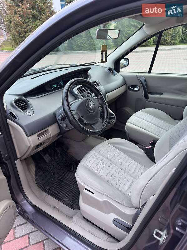 Мінівен Renault Scenic 2005 в Сумах