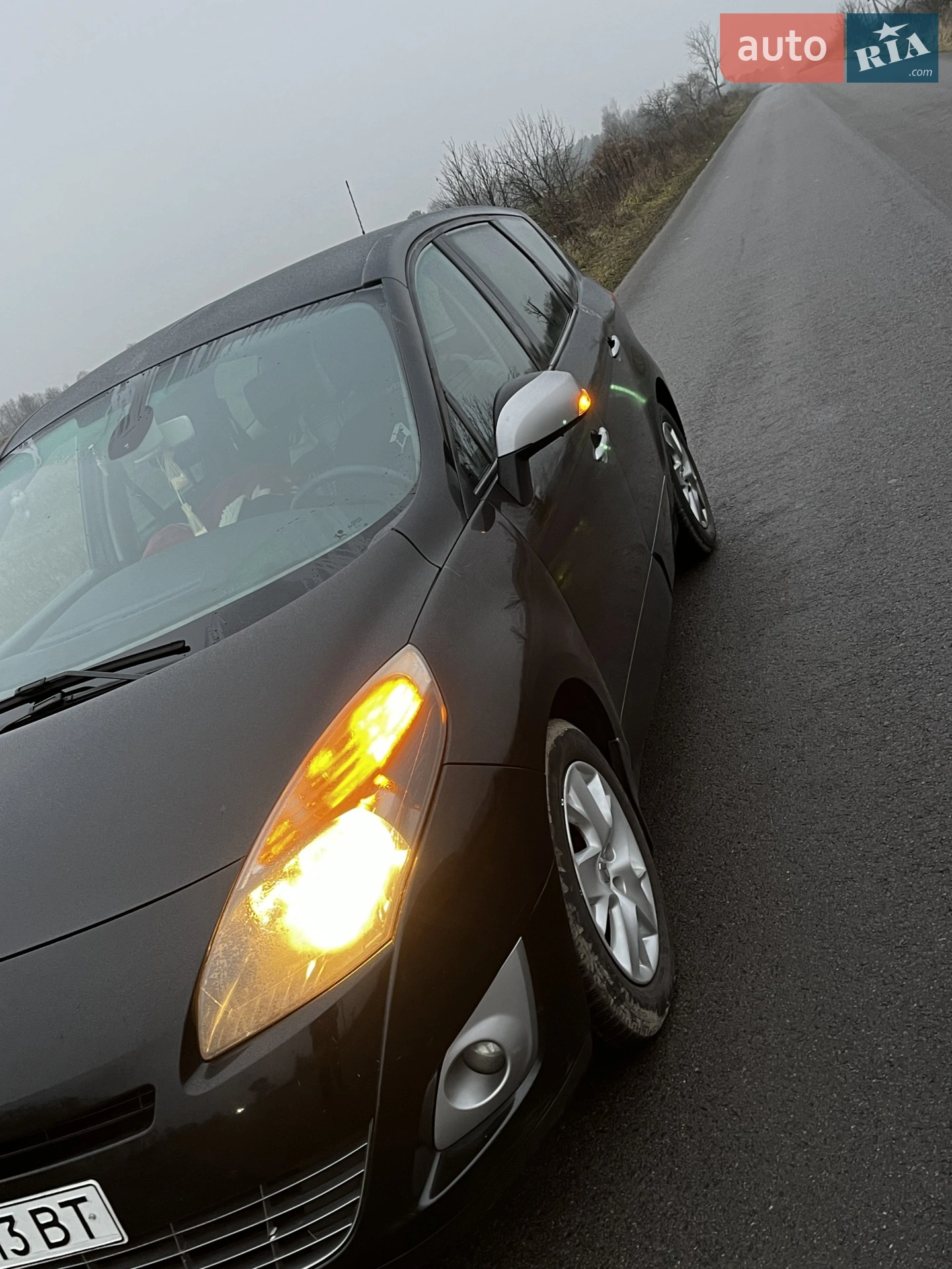 2011 Renault Scenic - мініатюра 2