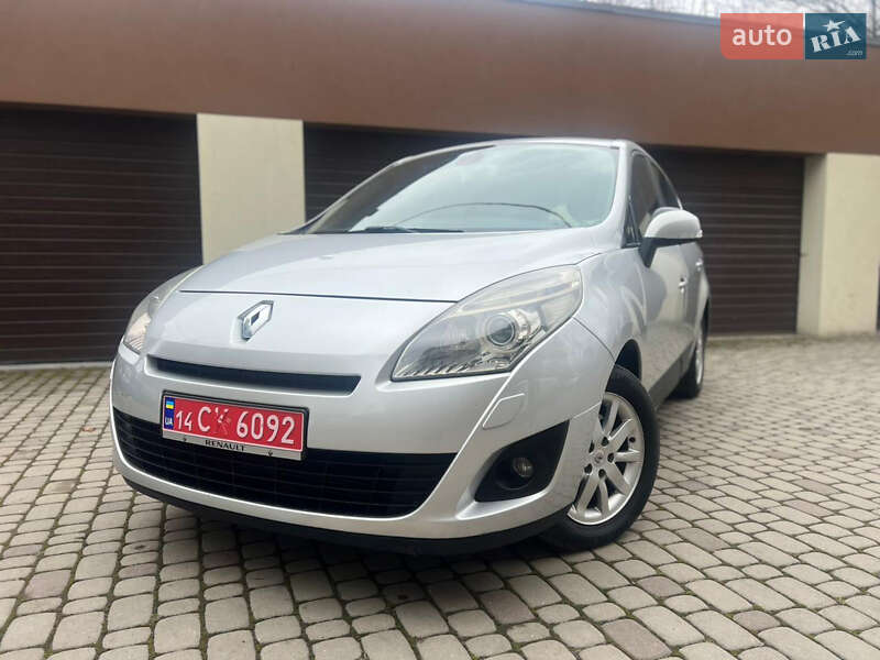 Мінівен Renault Scenic 2010 в Коломиї