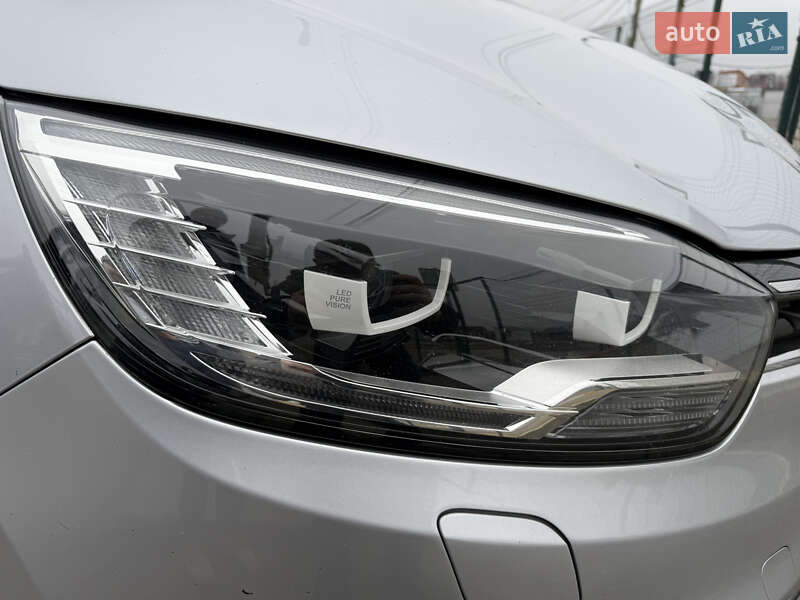 Минивэн Renault Scenic 2017 в Киеве
