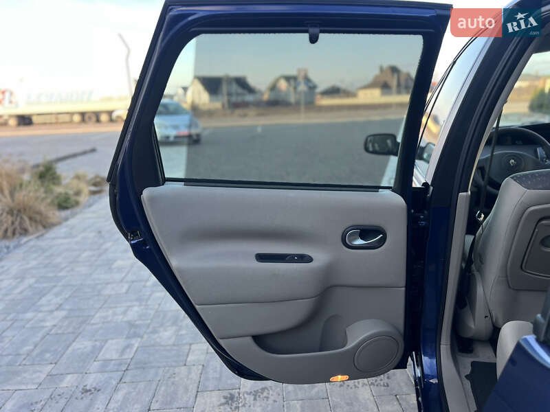 Минивэн Renault Scenic 2005 в Луцке фото 22 Минивэн Renault Scenic 2005 в Луцке