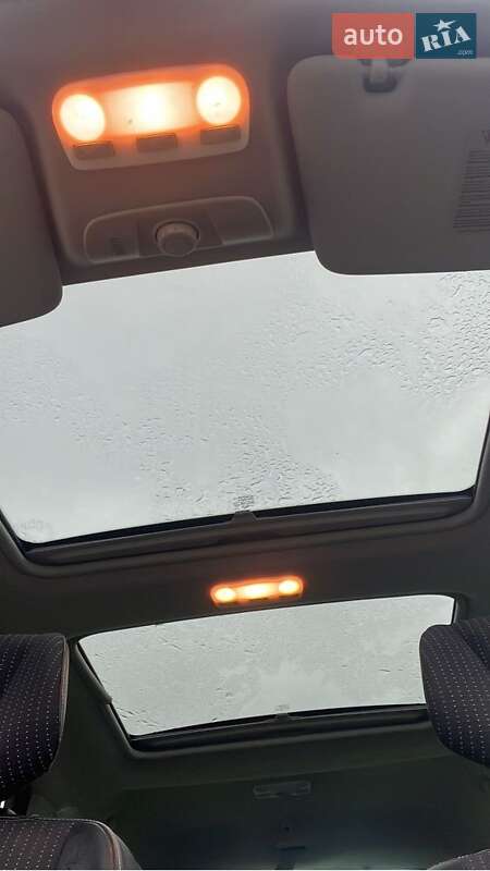 Минивэн Renault Scenic 2011 в Горохове