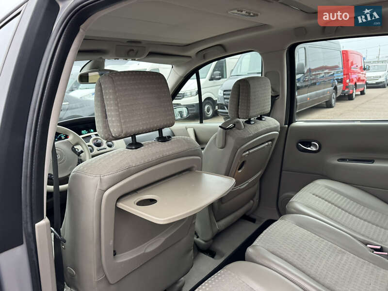 Мінівен Renault Scenic 2004 в Києві
