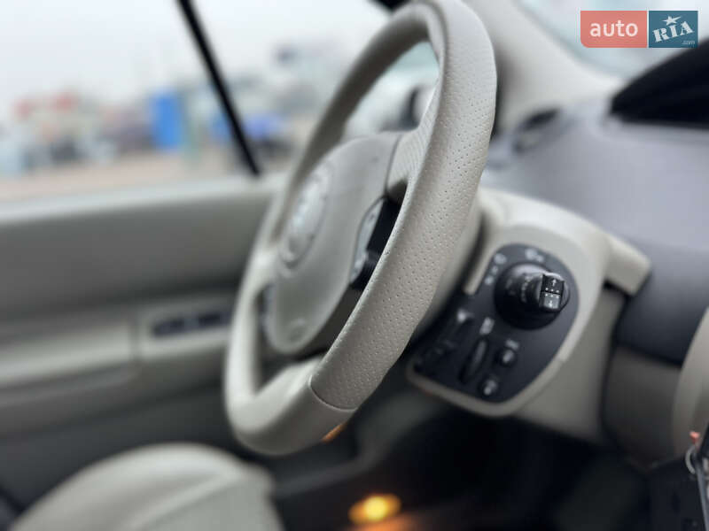 Мінівен Renault Scenic 2004 в Києві