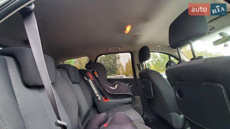 Мінівен Renault Scenic 2007 в Рівному