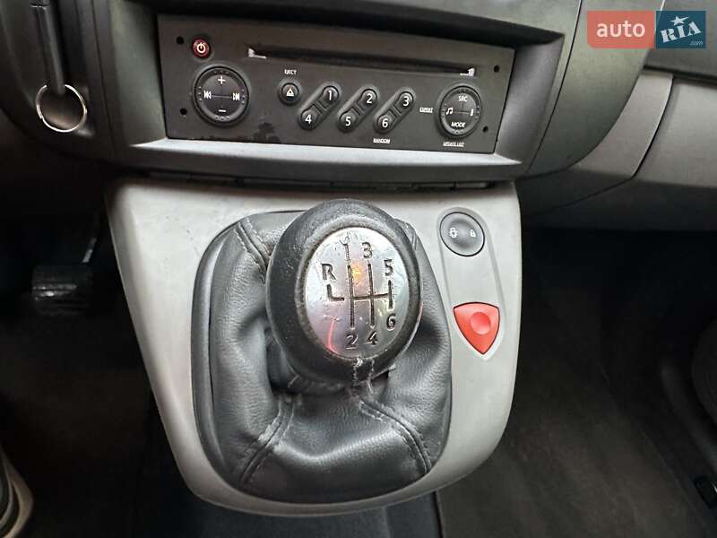 Мінівен Renault Scenic 2008 в Києві фото 21 Мінівен Renault Scenic 2008 в Києві