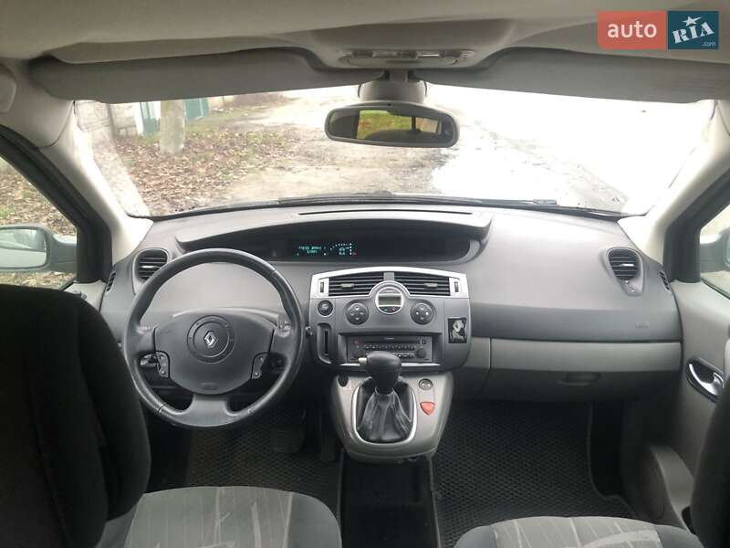 Минивэн Renault Scenic 2004 в Днепре