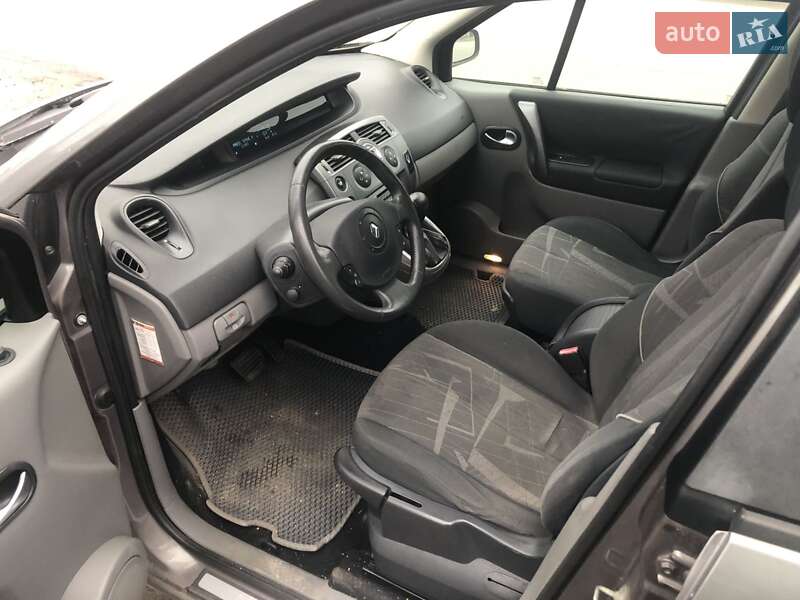 Минивэн Renault Scenic 2004 в Днепре